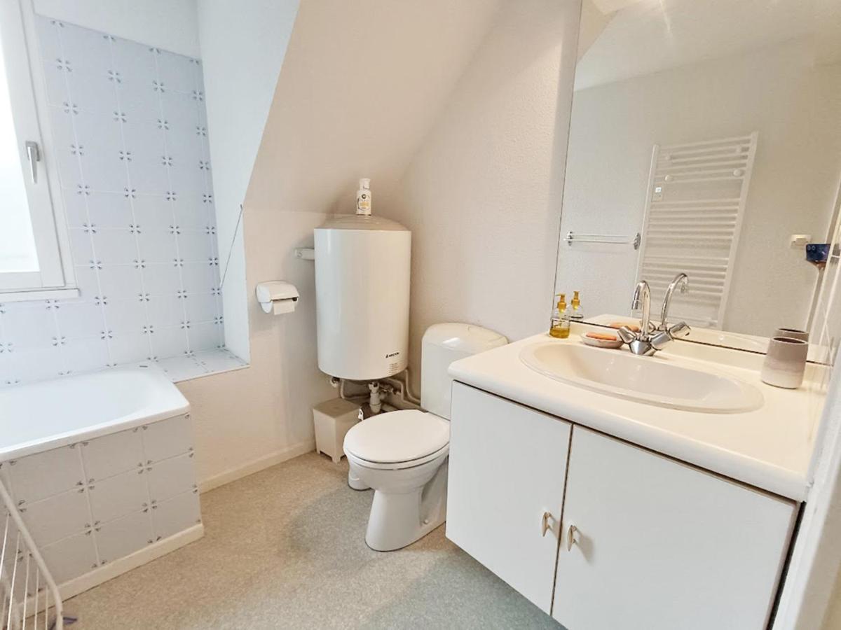 Ferienwohnung Chez Charlotte, T3 Duplex, Vue Montagne, Parking Gratuit, Ascenseur, 4 Personnes Bagnères-de-Luchon Exterior foto