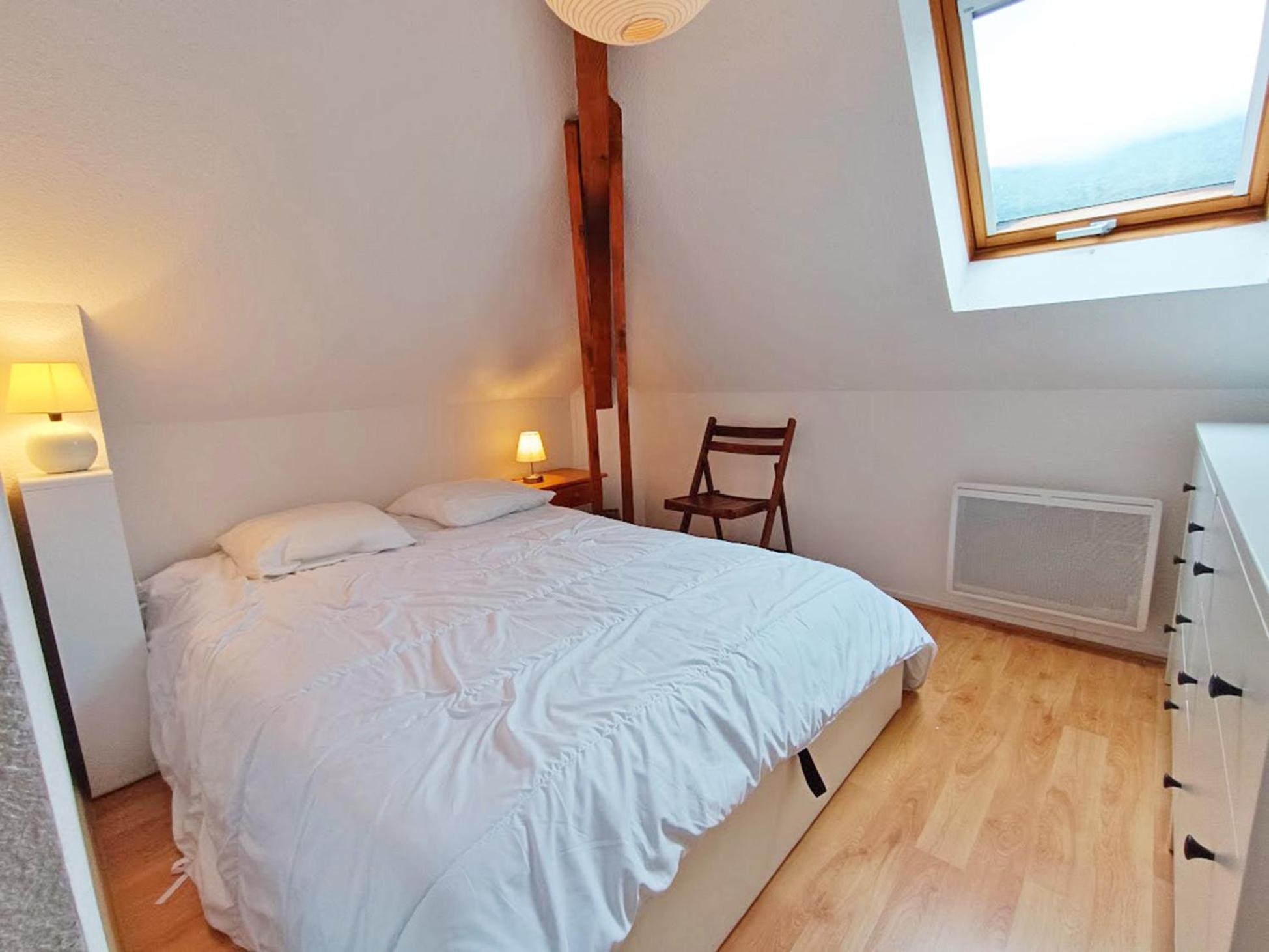 Ferienwohnung Chez Charlotte, T3 Duplex, Vue Montagne, Parking Gratuit, Ascenseur, 4 Personnes Bagnères-de-Luchon Exterior foto